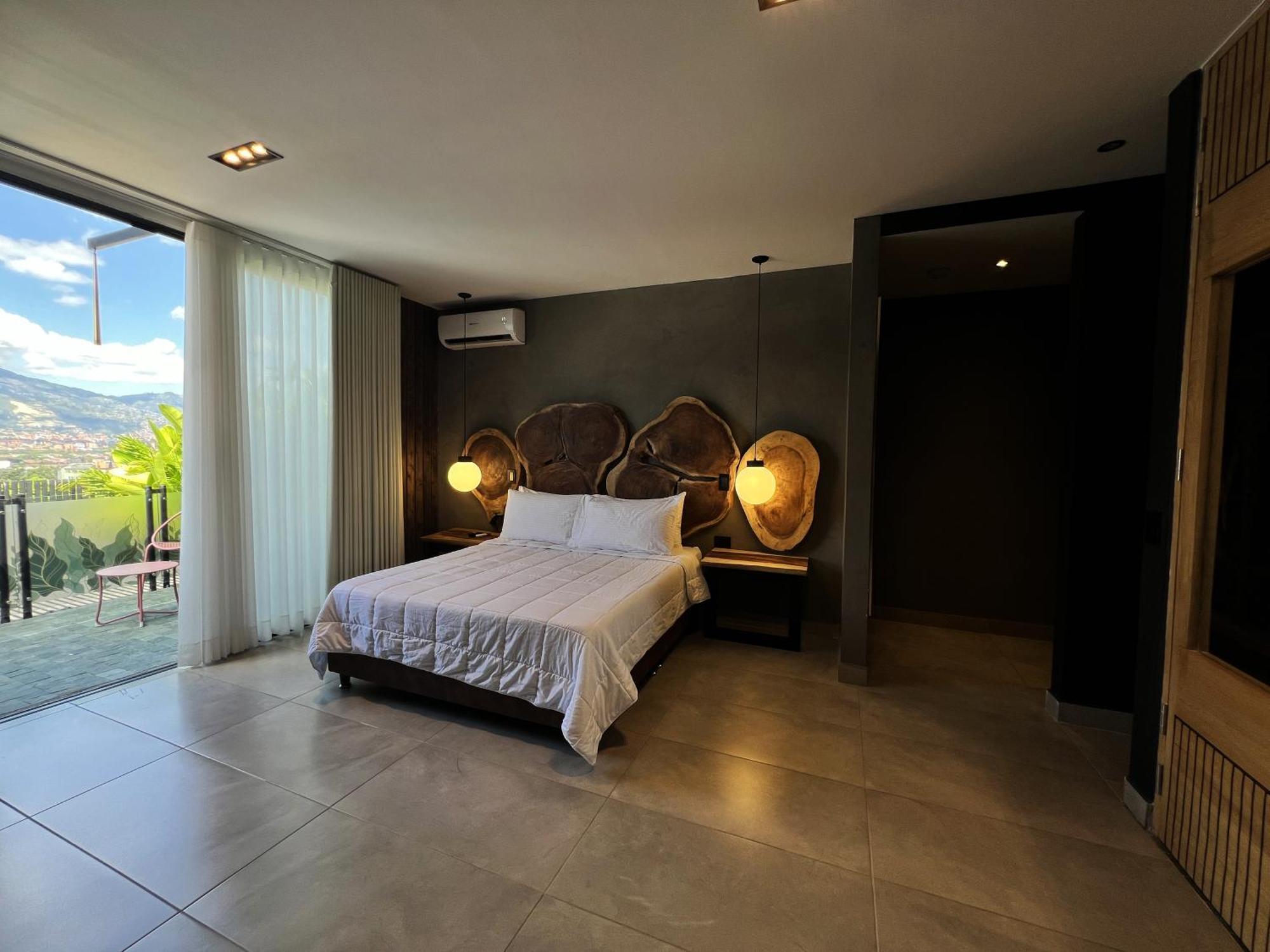 Hotel Zelva Negra Медельин Экстерьер фото