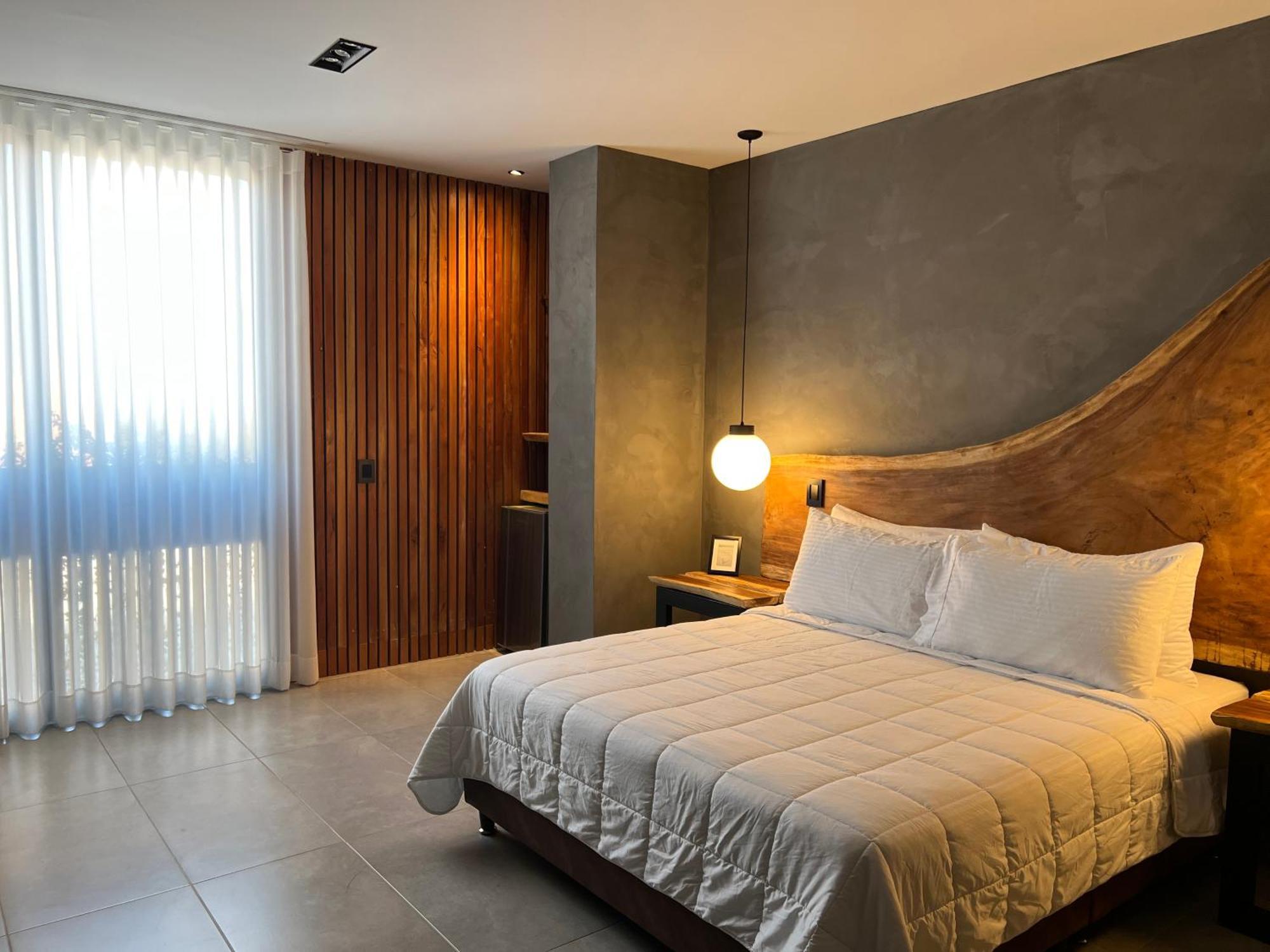 Hotel Zelva Negra Медельин Экстерьер фото