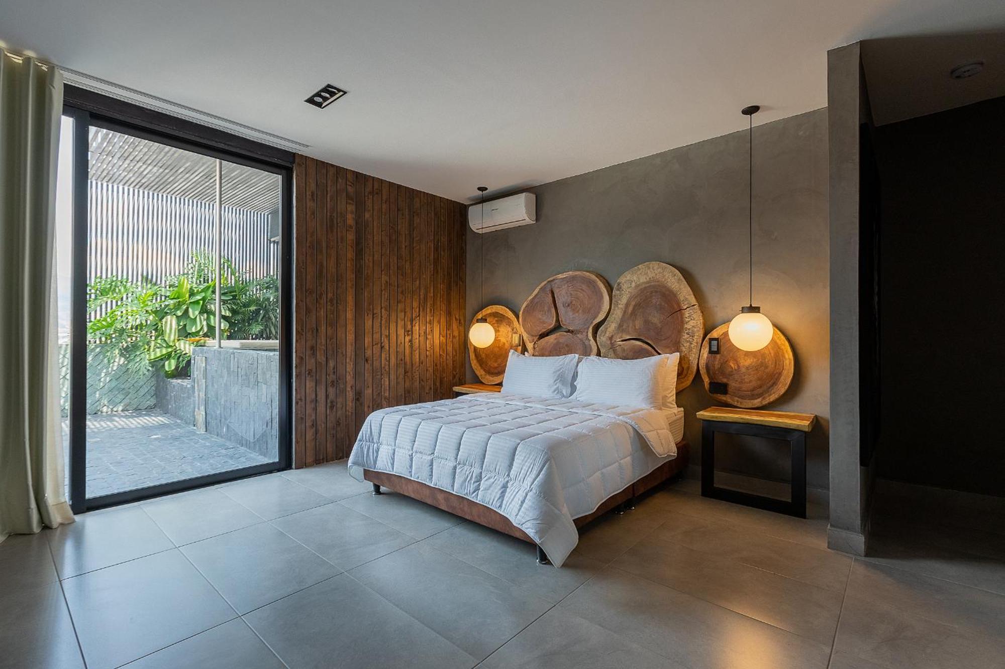 Hotel Zelva Negra Медельин Экстерьер фото