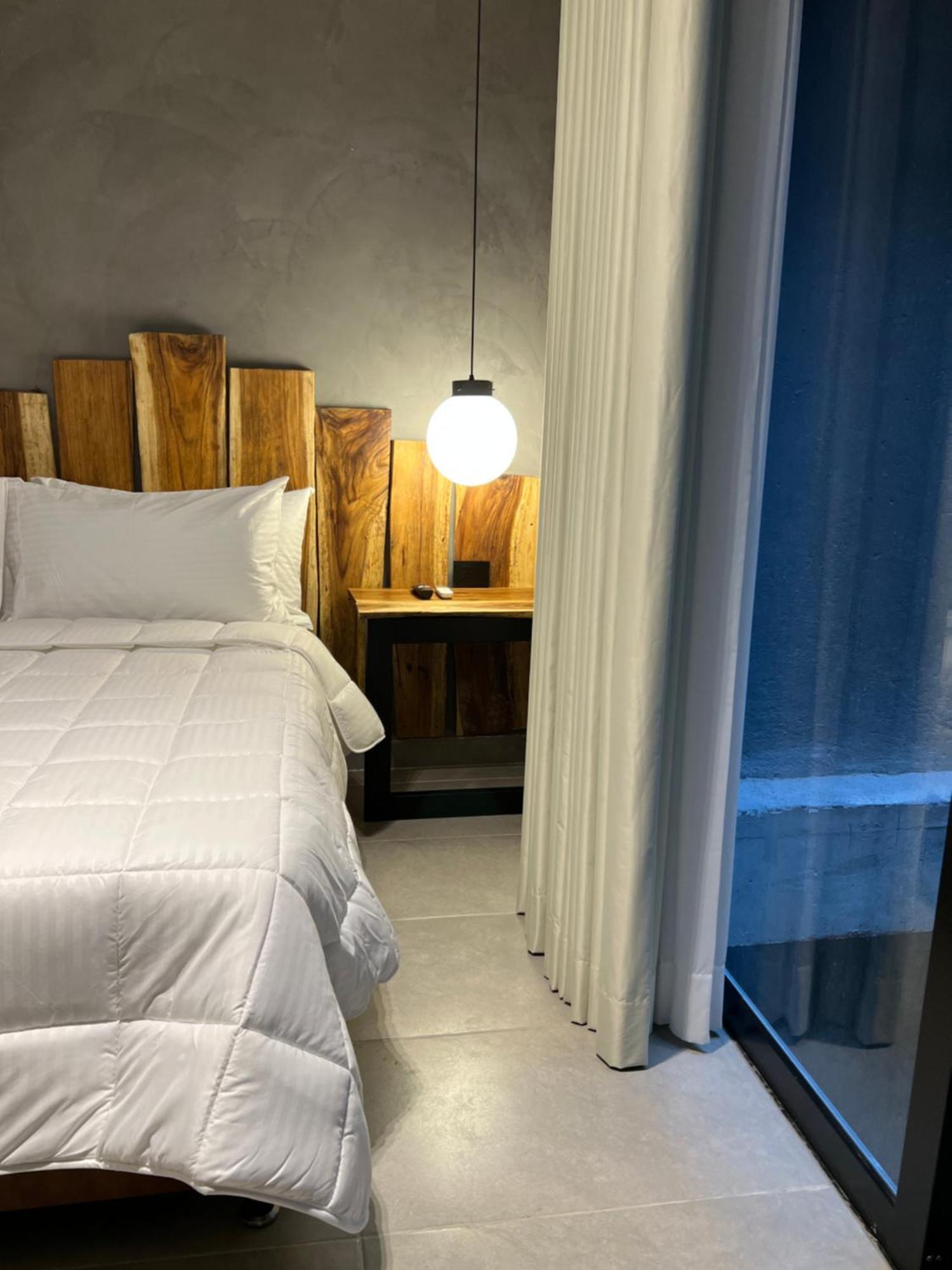 Hotel Zelva Negra Медельин Экстерьер фото