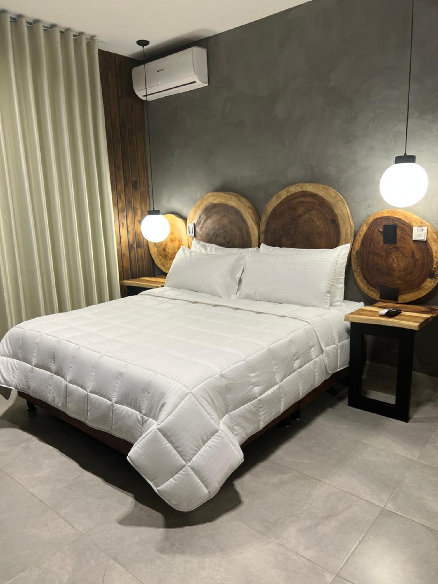 Hotel Zelva Negra Медельин Экстерьер фото