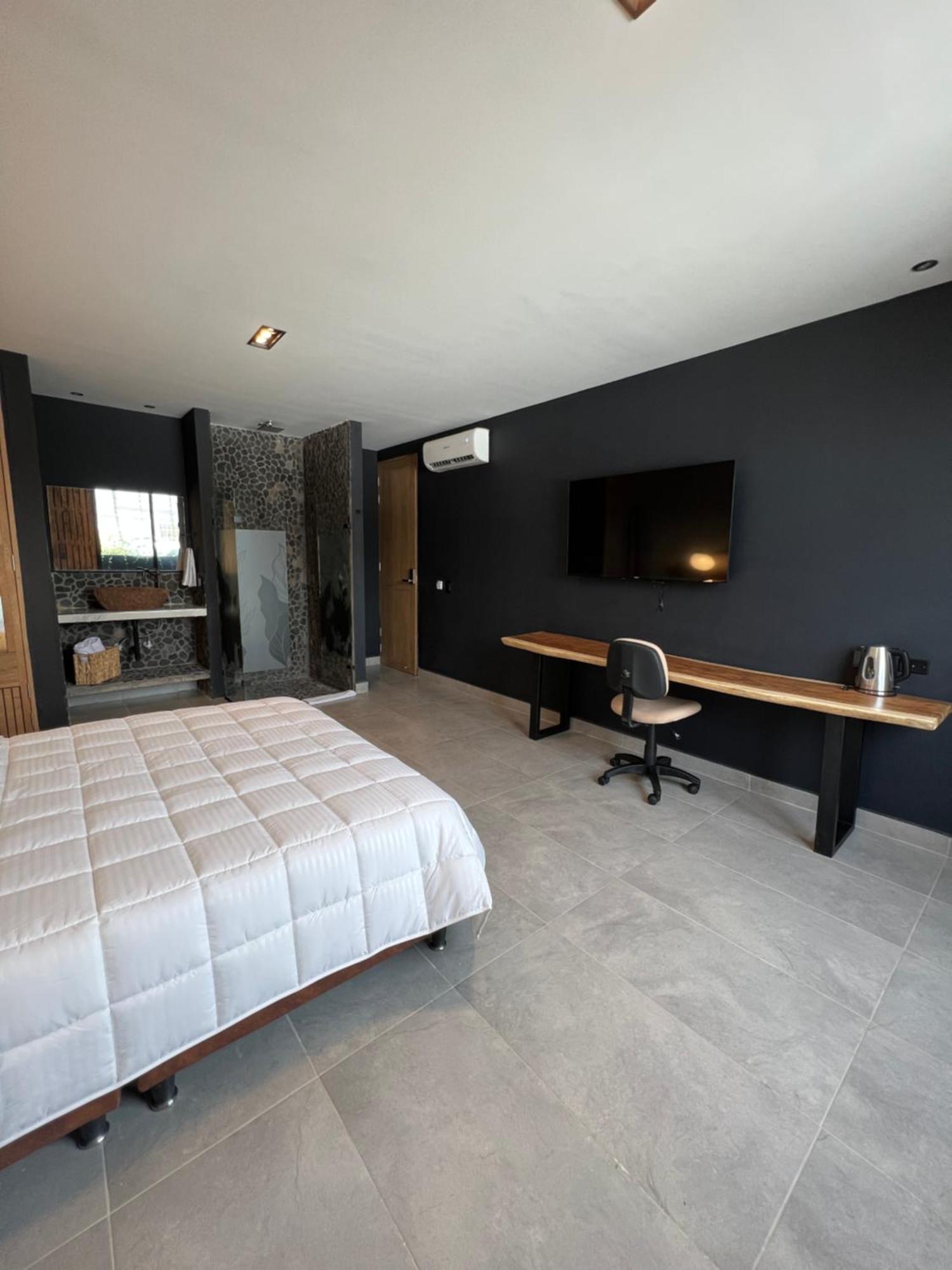 Hotel Zelva Negra Медельин Экстерьер фото